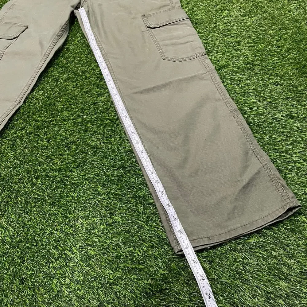 Levi's Cargo Pants - Picture 5 of 8